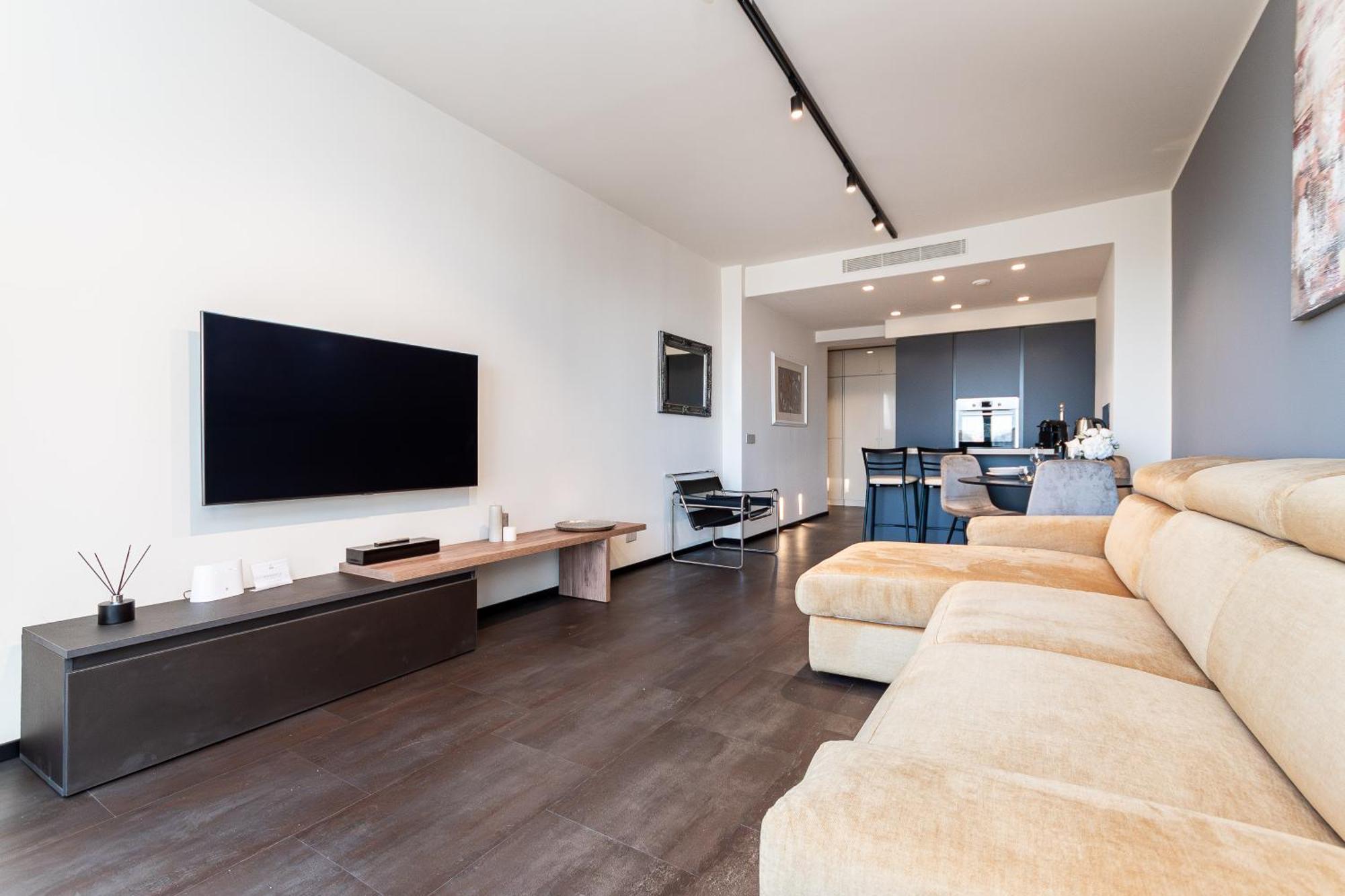 Free Parking In Luxury Suite With City View - Steps To Brignole Train Station Genoa Exterior photo